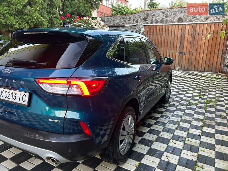 Внедорожник / Кроссовер Ford Escape 2019 в Хмельницком