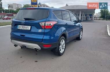 Позашляховик / Кросовер Ford Escape 2017 в Новомосковську