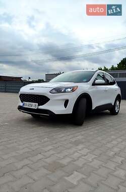 Внедорожник / Кроссовер Ford Escape 2020 в Хмельницком