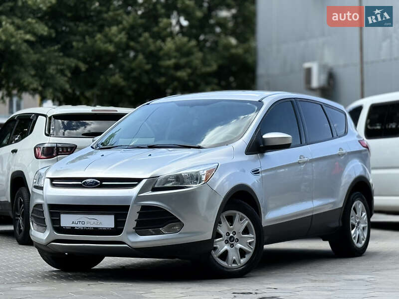 Внедорожник / Кроссовер Ford Escape 2016 в 
