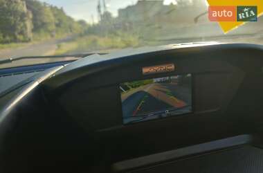 Внедорожник / Кроссовер Ford Escape 2017 в 
