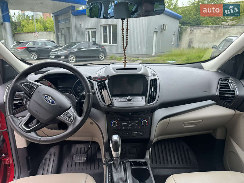 Внедорожник / Кроссовер Ford Escape 2018 в Львове
