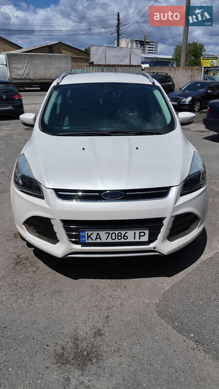 Внедорожник / Кроссовер Ford Escape 2015 в Киеве