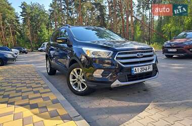 Внедорожник / Кроссовер Ford Escape 2016 в Буче