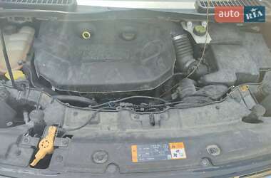 Внедорожник / Кроссовер Ford Escape 2014 в 