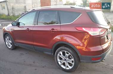 Внедорожник / Кроссовер Ford Escape 2014 в 