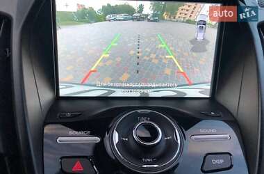 Внедорожник / Кроссовер Ford Escape 2017 в 