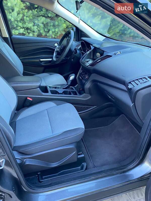 Внедорожник / Кроссовер Ford Escape 2019 в Луцке фото 12 Внедорожник / Кроссовер Ford Escape 2019 в Луцке