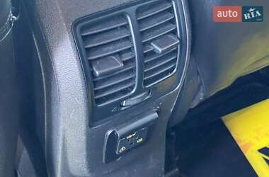 Внедорожник / Кроссовер Ford Escape 2017 в 