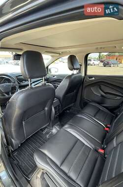 Внедорожник / Кроссовер Ford Escape 2019 в Кривом Роге