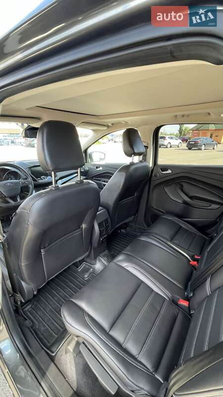 Внедорожник / Кроссовер Ford Escape 2019 в Днепре
