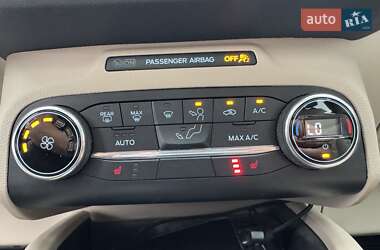 Внедорожник / Кроссовер Ford Escape 2020 в 