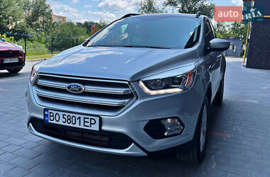 Внедорожник / Кроссовер Ford Escape 2017 в Тернополе