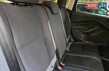 Внедорожник / Кроссовер Ford Escape 2014 в 