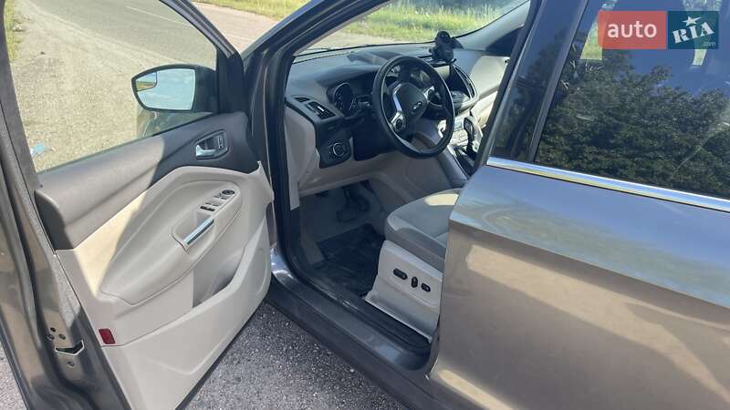 Внедорожник / Кроссовер Ford Escape 2014 в Киеве фото 2 Внедорожник / Кроссовер Ford Escape 2014 в Киеве