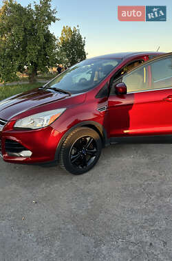 Внедорожник / Кроссовер Ford Escape 2015 в Золочеве