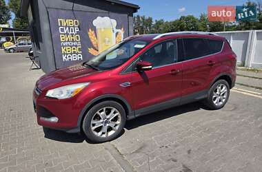Внедорожник / Кроссовер Ford Escape 2015 в 