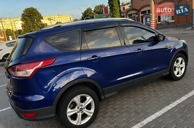 Внедорожник / Кроссовер Ford Escape 2014 в 
