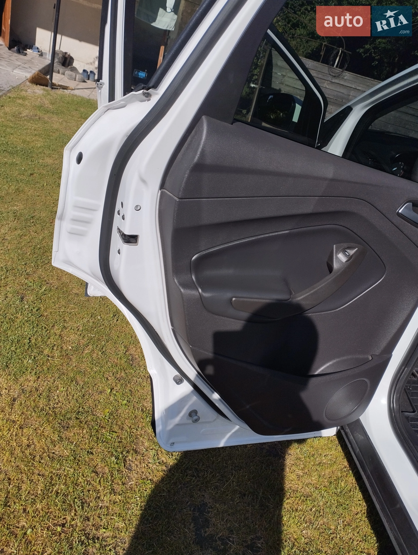 2017 Ford Escape - мініатюра 10