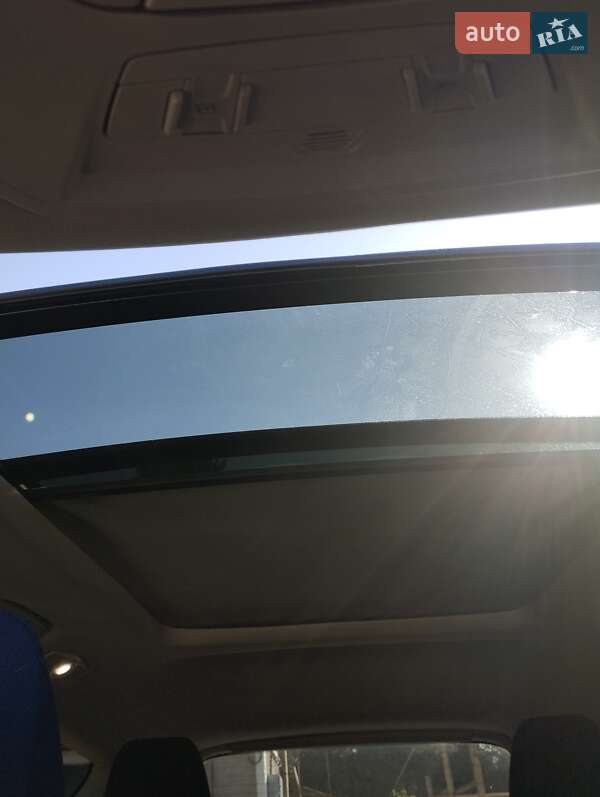 Внедорожник / Кроссовер Ford Escape 2017 в Кременце