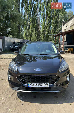 Позашляховик / Кросовер Ford Escape 2020 в 