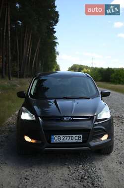 Внедорожник / Кроссовер Ford Escape 2014 в 