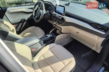 Внедорожник / Кроссовер Ford Escape 2021 в Полтаве