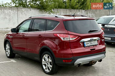Внедорожник / Кроссовер Ford Escape 2014 в 