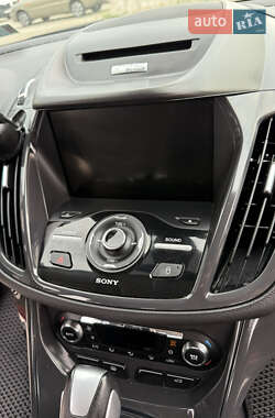 Внедорожник / Кроссовер Ford Escape 2014 в 