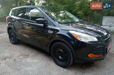 Внедорожник / Кроссовер Ford Escape 2014 в 