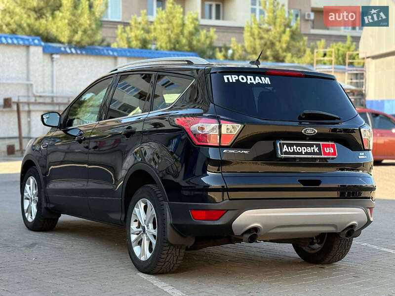 Позашляховик / Кросовер Ford Escape 2017 в Одесі