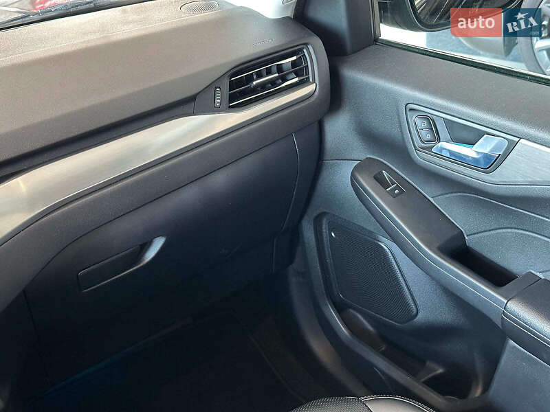 Внедорожник / Кроссовер Ford Escape 2022 в Одессе