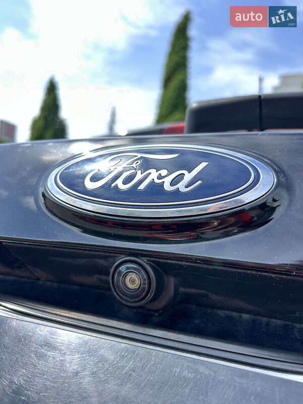 Позашляховик / Кросовер Ford Escape 2016 в Сумах