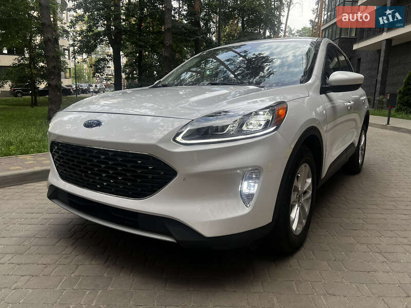 Позашляховик / Кросовер Ford Escape 2021 в Броварах