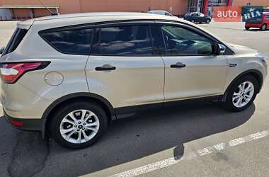 Внедорожник / Кроссовер Ford Escape 2018 в 
