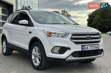 Позашляховик / Кросовер Ford Escape 2018 в Дрогобичі