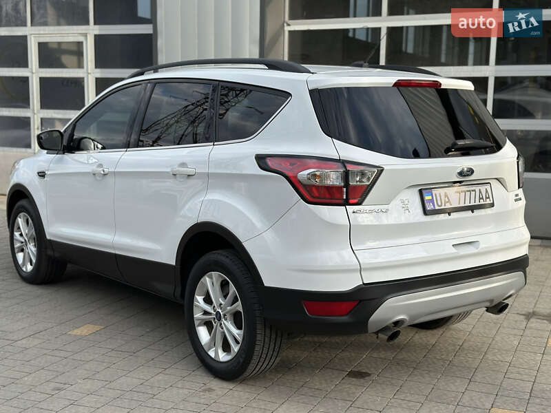 Внедорожник / Кроссовер Ford Escape 2018 в Дрогобыче
