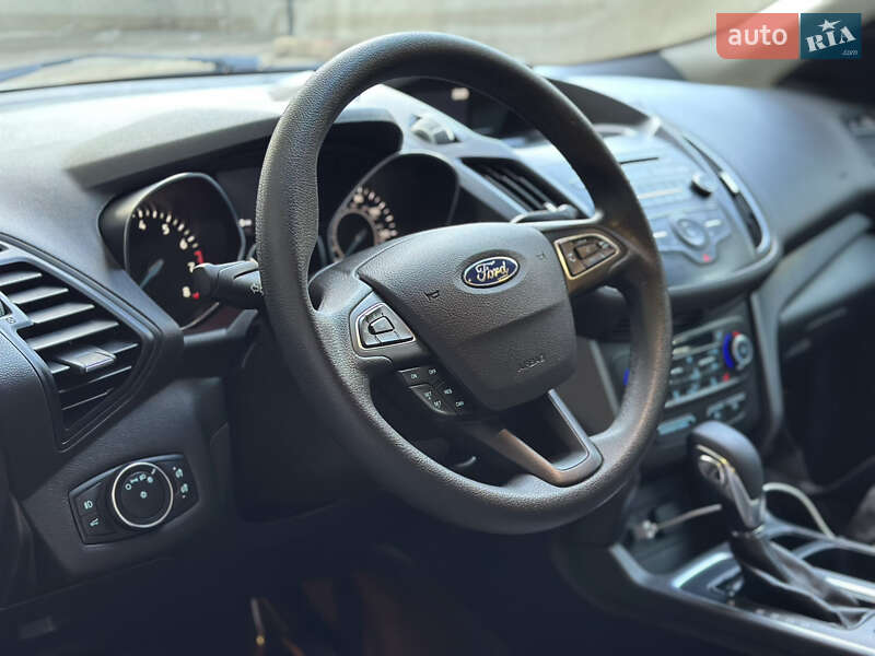 Внедорожник / Кроссовер Ford Escape 2018 в Дрогобыче