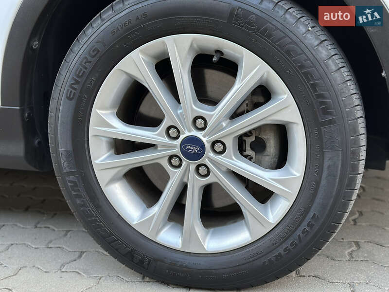 Внедорожник / Кроссовер Ford Escape 2018 в Дрогобыче