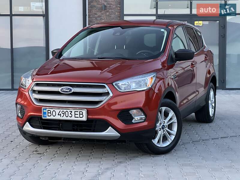 Внедорожник / Кроссовер Ford Escape 2018 в Тернополе