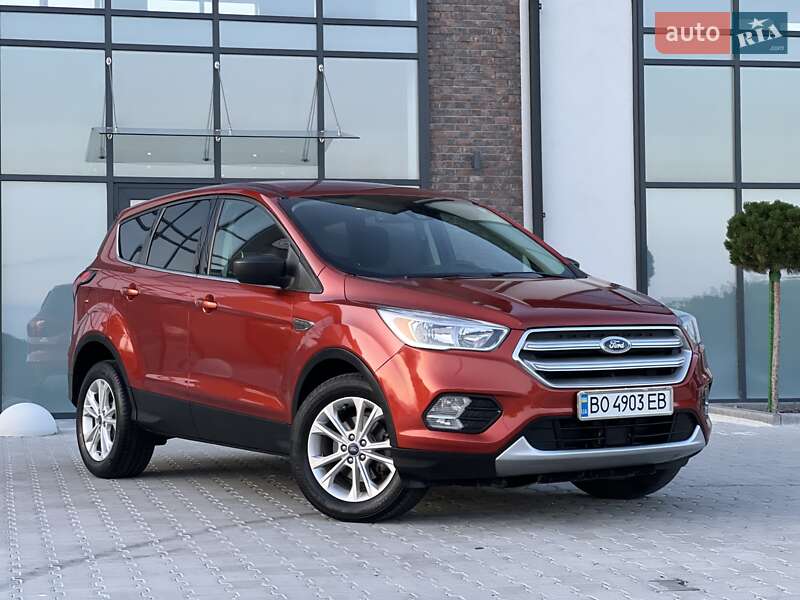 Внедорожник / Кроссовер Ford Escape 2018 в Тернополе