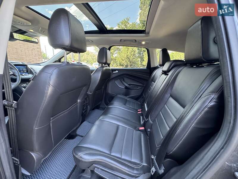 Внедорожник / Кроссовер Ford Escape 2015 в Одессе
