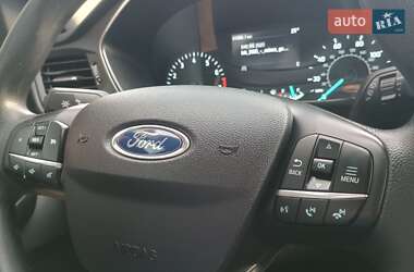 Внедорожник / Кроссовер Ford Escape 2022 в 