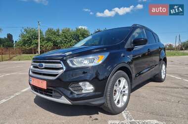 Позашляховик / Кросовер Ford Escape 2018 в 