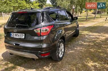 Позашляховик / Кросовер Ford Escape 2017 в 
