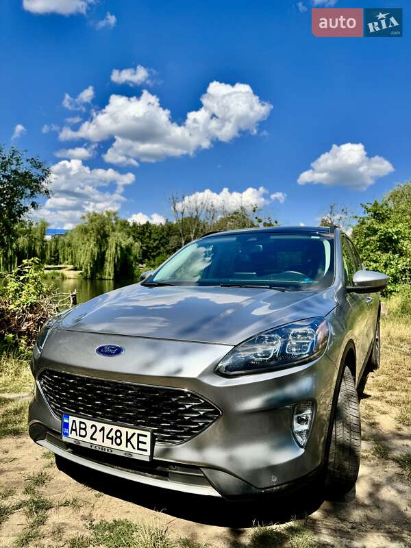 Внедорожник / Кроссовер Ford Escape 2021 в 