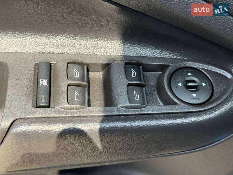 Позашляховик / Кросовер Ford Escape 2019 в Сумах