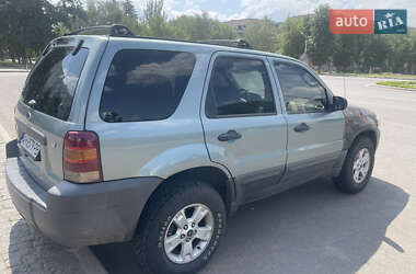 Внедорожник / Кроссовер Ford Escape 2006 в 