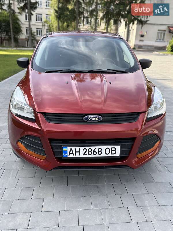 Внедорожник / Кроссовер Ford Escape 2014 в Чорткове