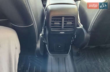 Внедорожник / Кроссовер Ford Escape 2023 в 